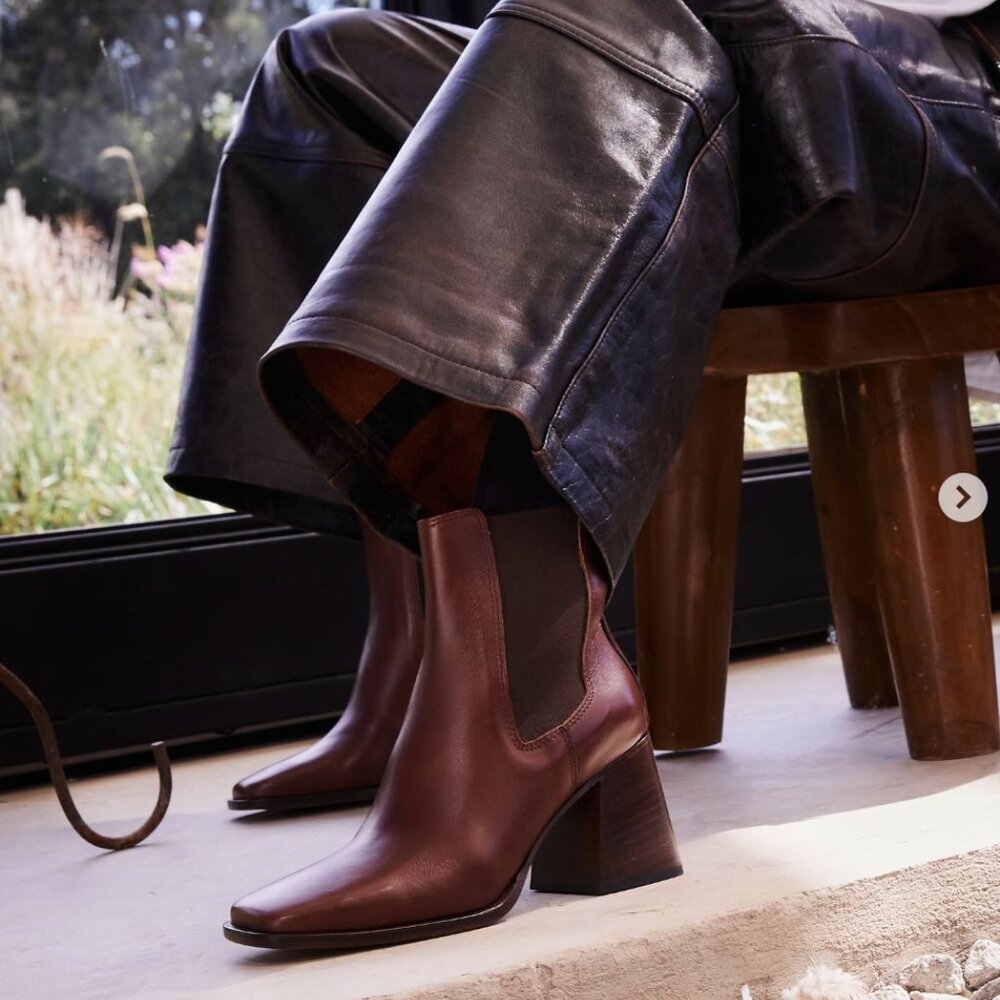 Frye Tate Chelsea Brown Genuine Leather Moto Gore Stretch Fall/Spring Ankle Boot